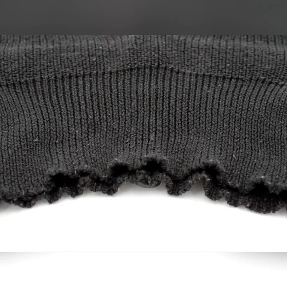 SHEIN Black Knitted Halter Crop Top (Size XS) - Picture 3 of 3